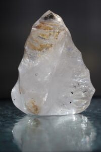 erilised-mäekristall-klaarsus (1)