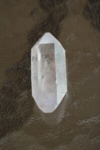 tipp-maekristall-kahepoolne-looduslik (5)