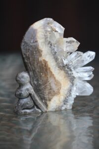 ingel-maekristalli-tippudega-klaarsus (2)