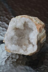geood-maekristall-vaike-klaarsus-2023 (4)