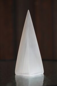 obelisk-seleniit-klaarsus (1)