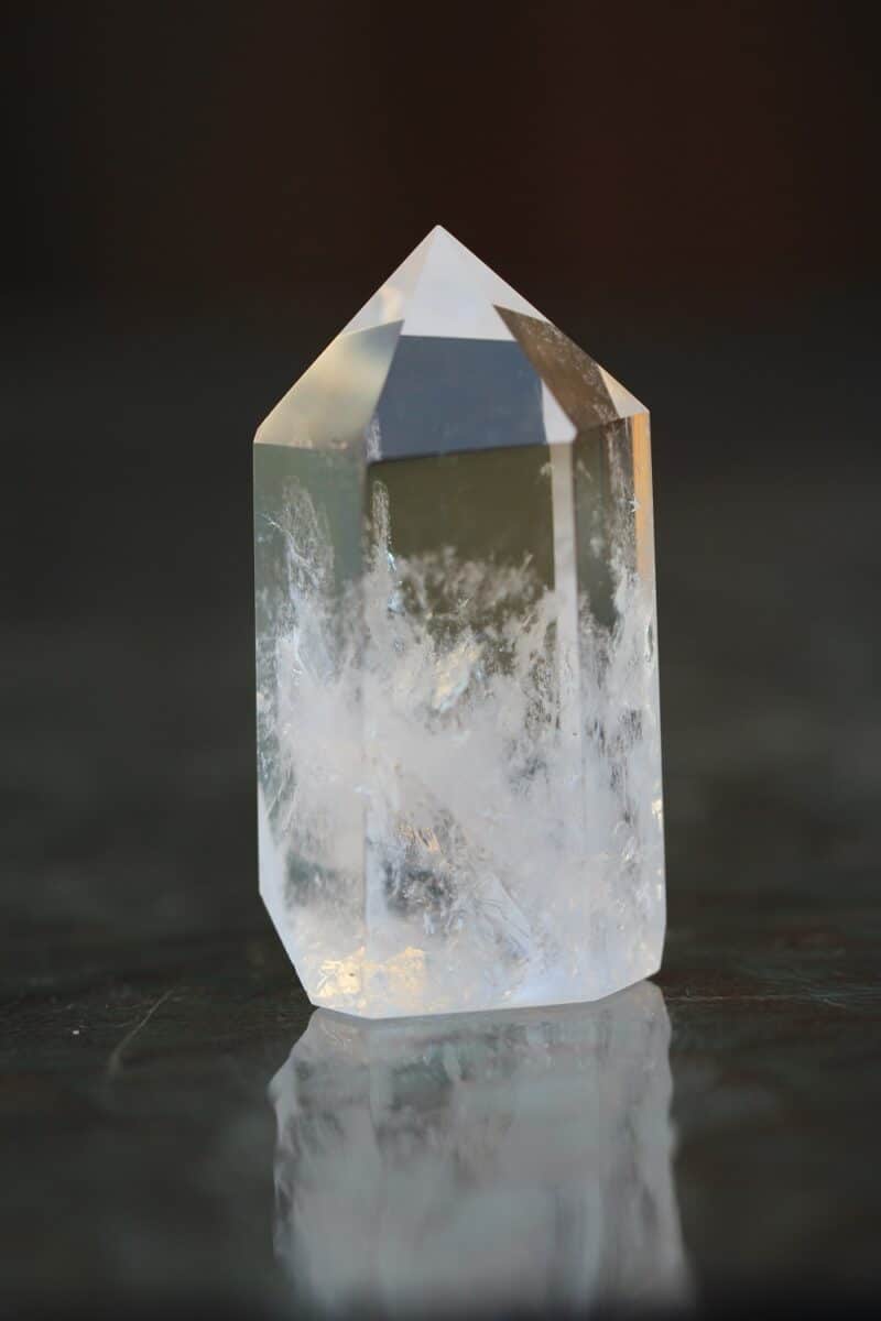 poleeritud-tipp-maekristall-klaarsus-1